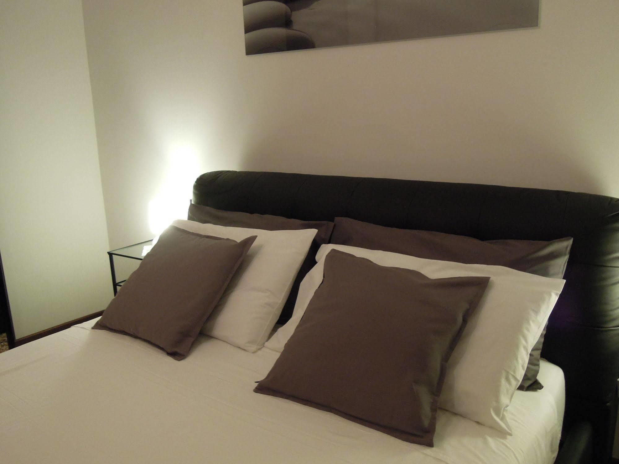 Ca' Delfina Holiday Home Βενετία Εξωτερικό φωτογραφία