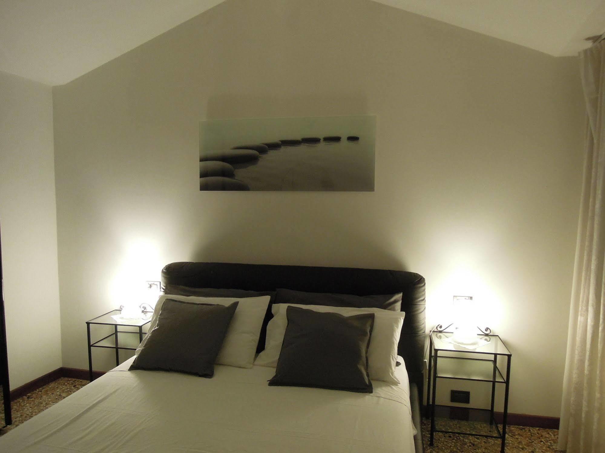 Ca' Delfina Holiday Home Βενετία Εξωτερικό φωτογραφία