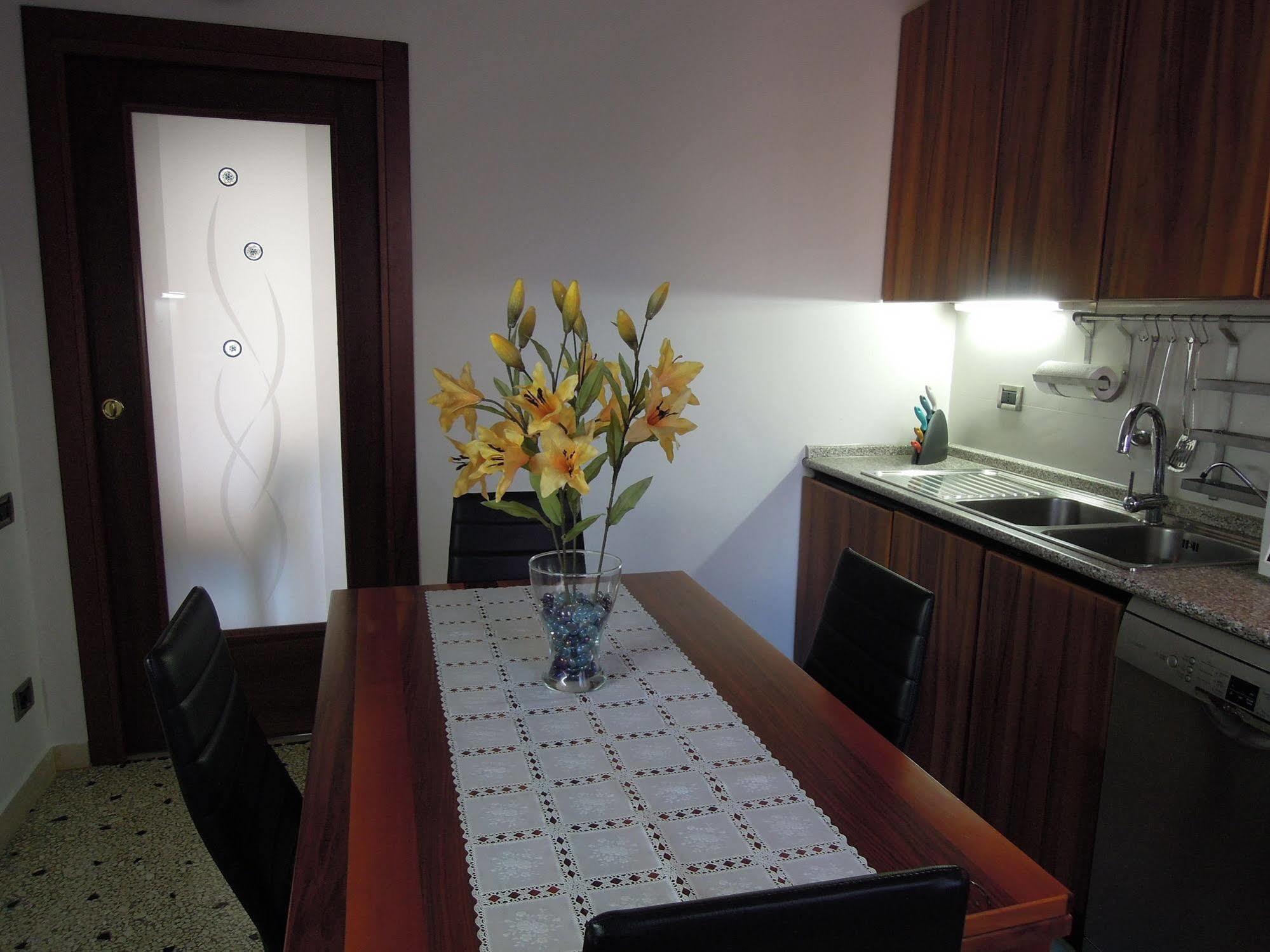 Ca' Delfina Holiday Home Βενετία Εξωτερικό φωτογραφία