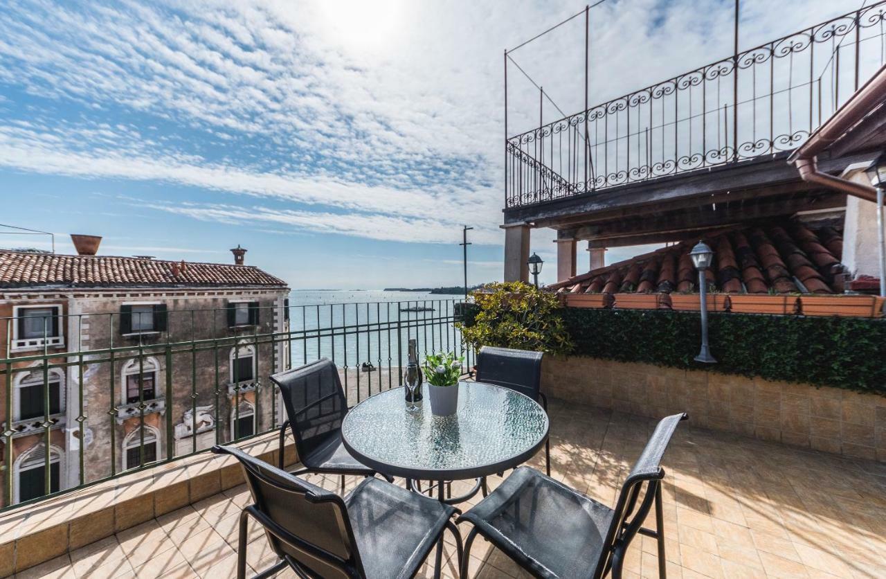 Ca' Delfina Holiday Home Βενετία Εξωτερικό φωτογραφία